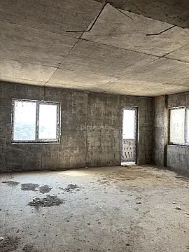 Satılır 3 otaqlı mənzil 136 m²