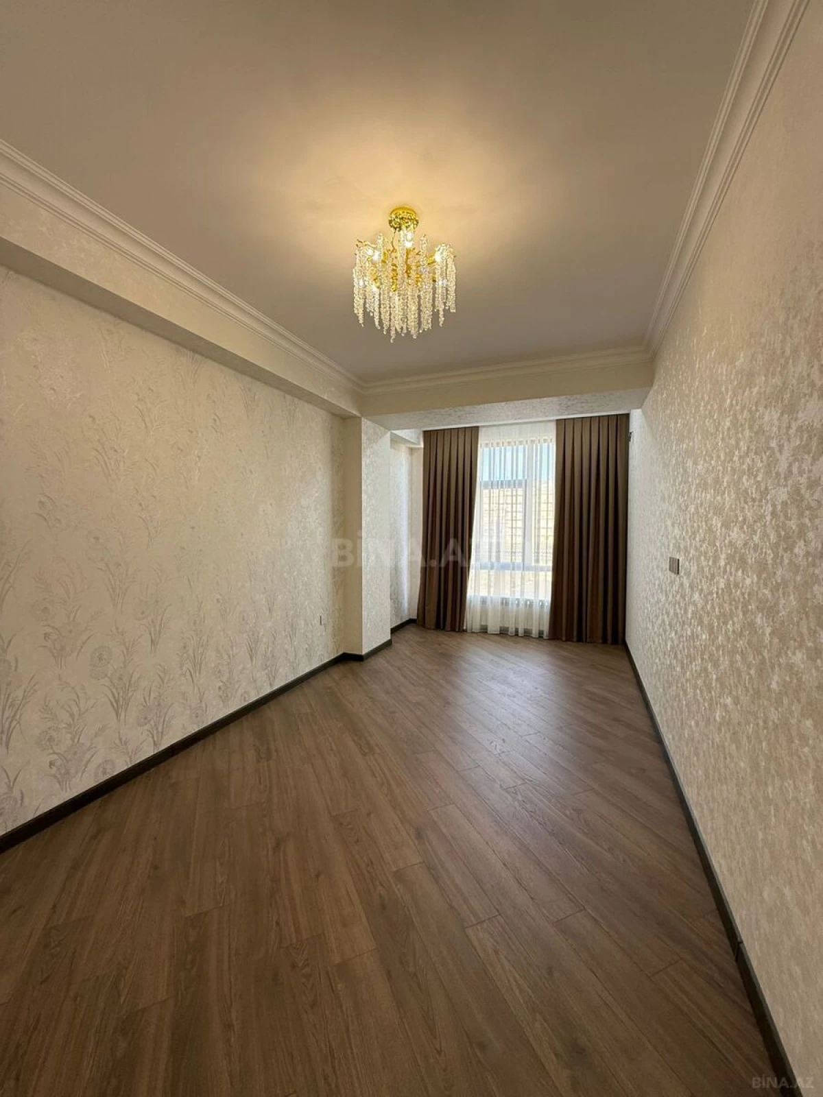 Satılır 2 otaqlı mənzil 57 m²
