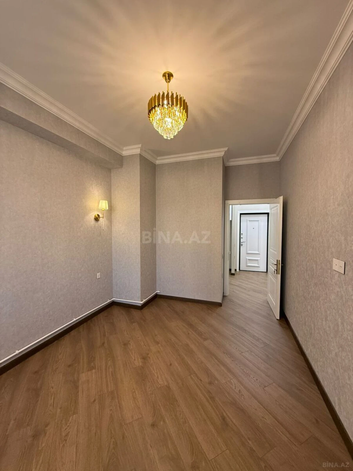 Satılır 2 otaqlı mənzil 57 m²