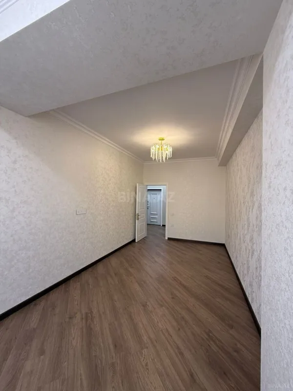 Satılır 2 otaqlı mənzil 57 m²