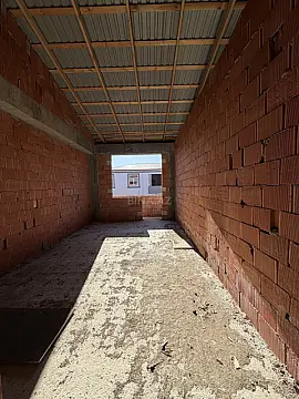 Satılır 2 otaqlı mənzil 83 m²