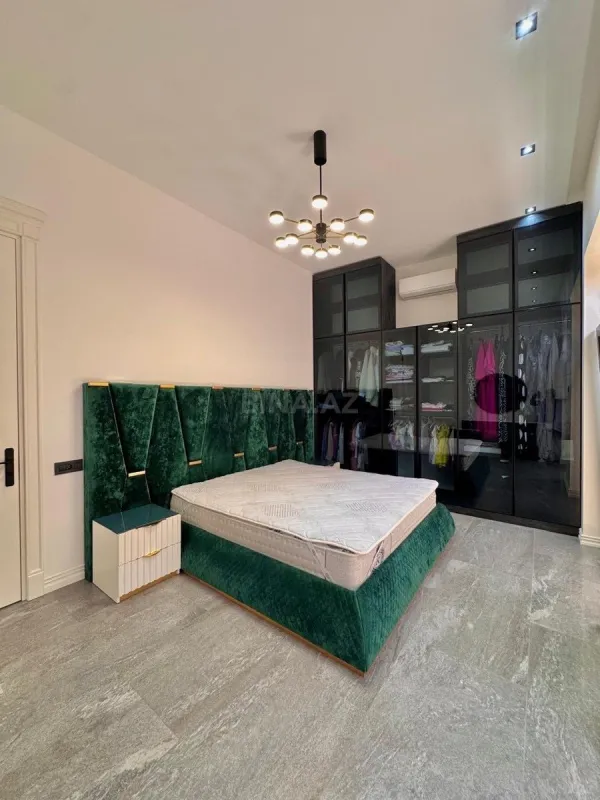 Kirayə verilir 4 otaqlı həyət evi 300 m²