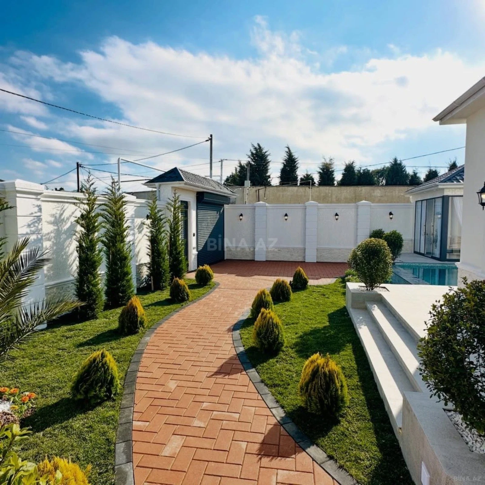 Kirayə verilir 4 otaqlı həyət evi 300 m²