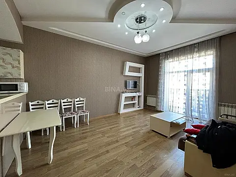 Kirayə verilir 2 otaqlı mənzil 70 m²