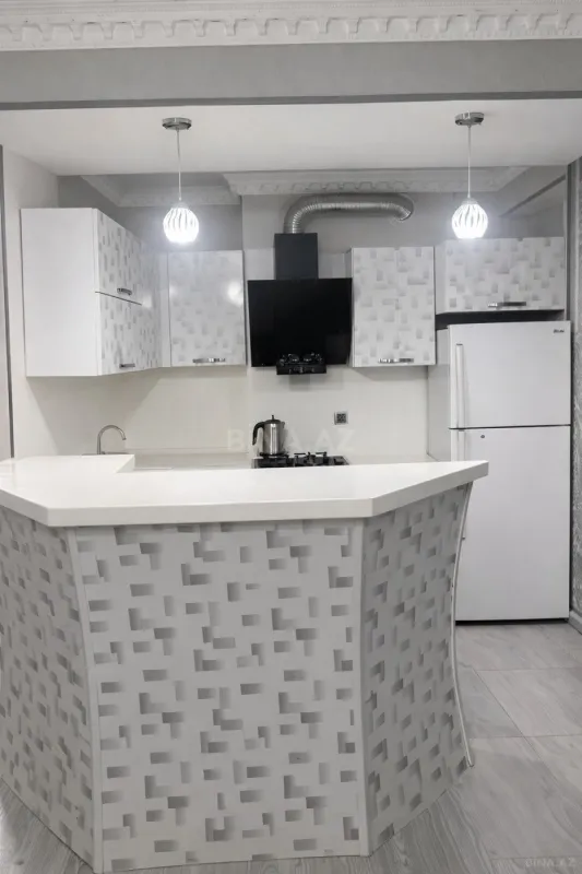 Satılır 3 otaqlı mənzil 82 m²