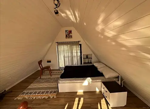 Kirayə verilir 2 otaqlı həyət evi 200 m²