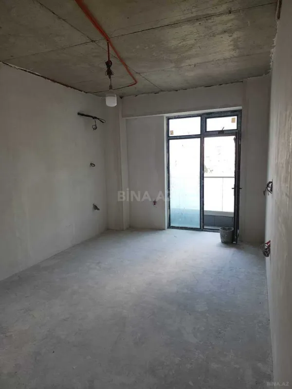 Satılır 3 otaqlı mənzil 148 m²