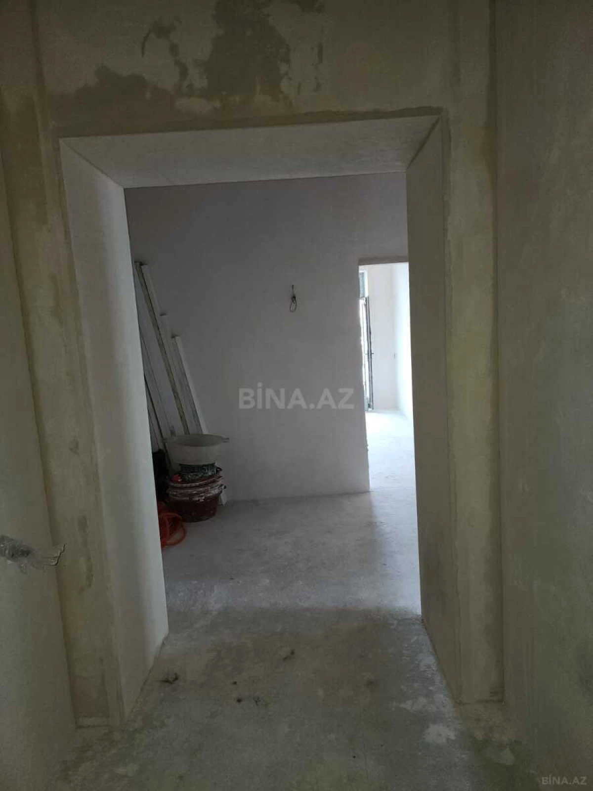 Satılır 3 otaqlı mənzil 148 m²