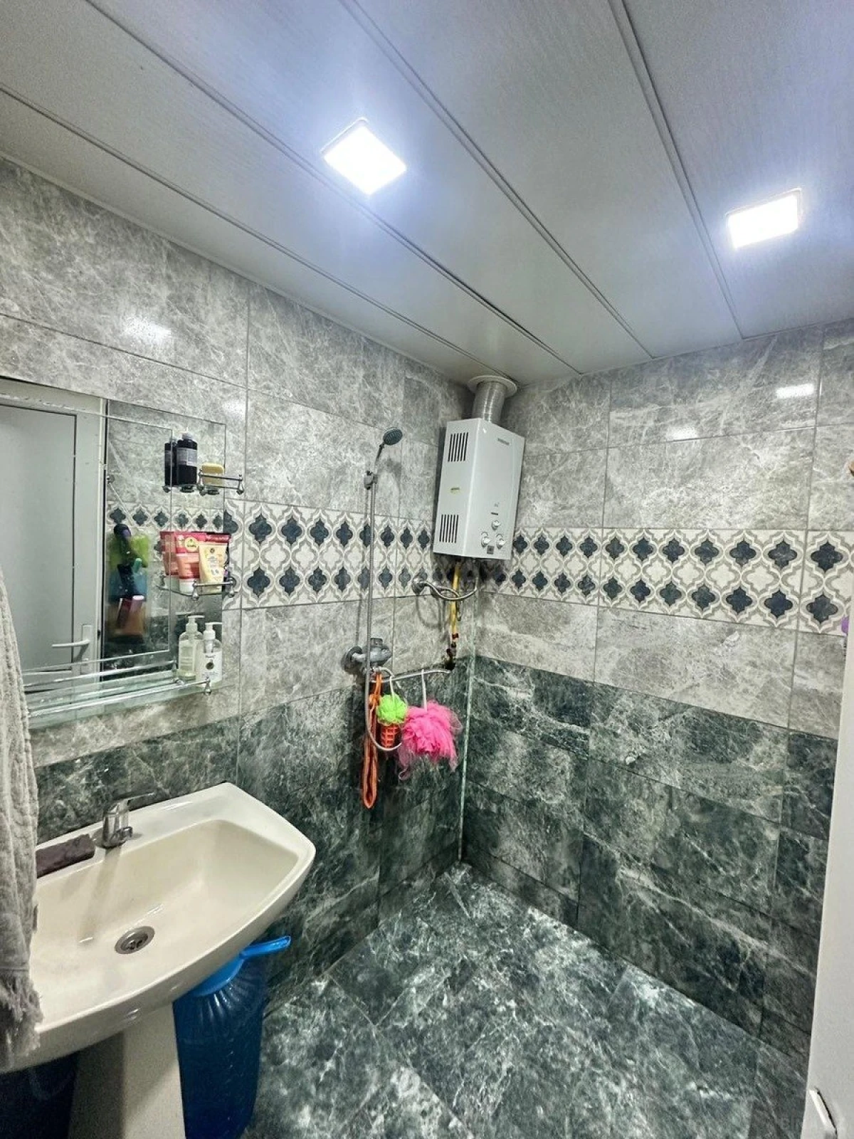 Satılır 2 otaqlı mənzil 58 m²