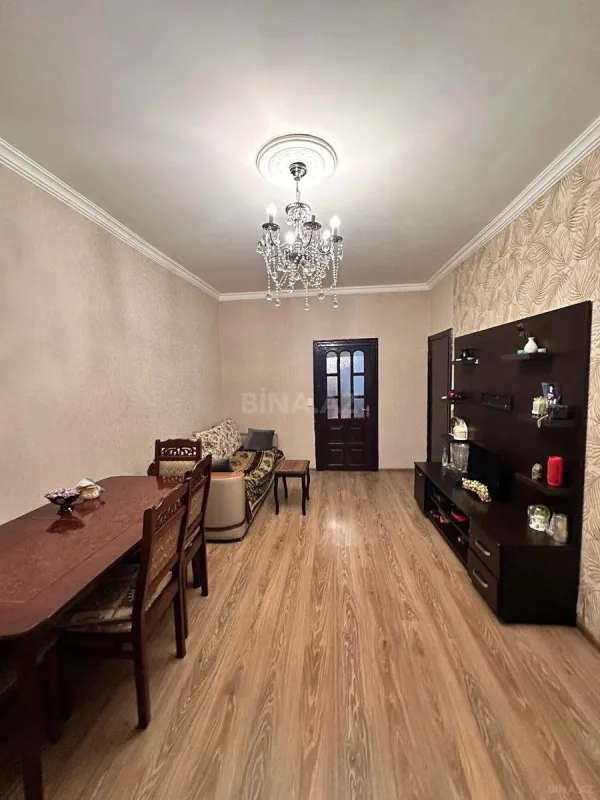 Satılır 2 otaqlı mənzil 58 m²
