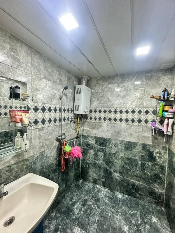 Satılır 2 otaqlı mənzil 58 m²