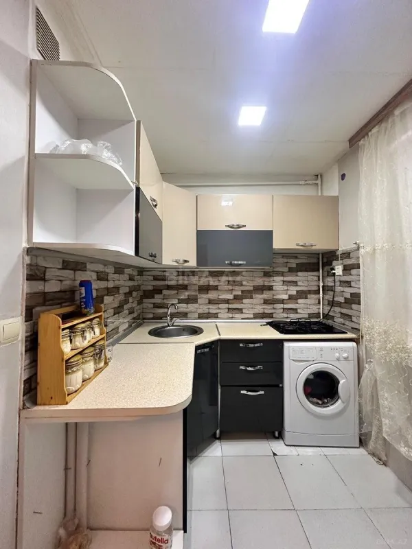 Satılır 2 otaqlı mənzil 58 m²