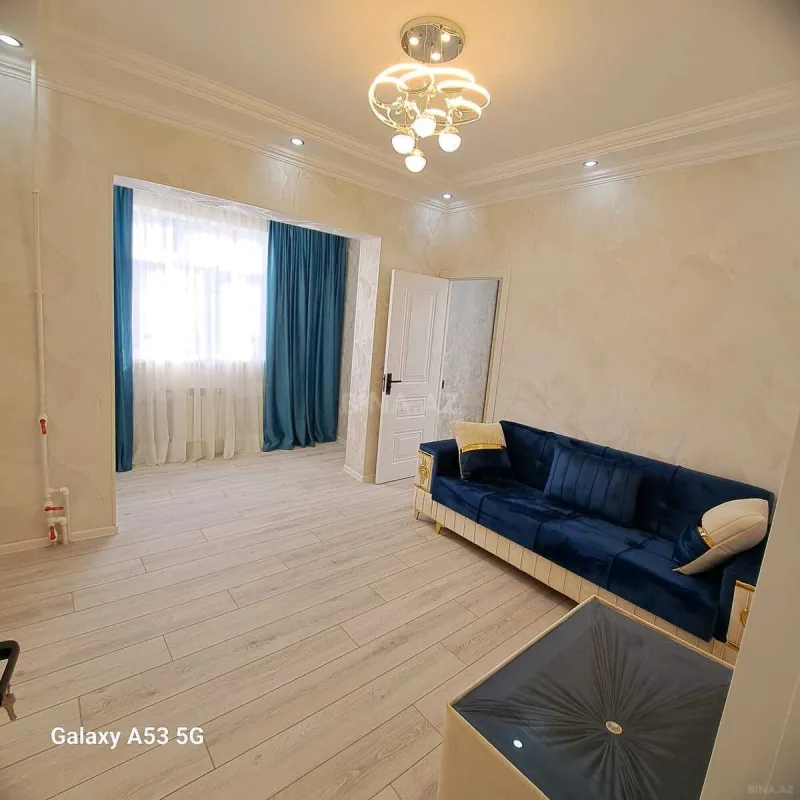 Satılır 2 otaqlı mənzil 45 m²
