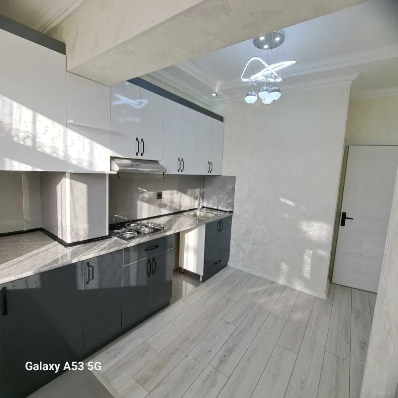 Satılır 2 otaqlı mənzil 45 m²