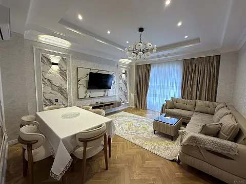 Kirayə verilir 2 otaqlı mənzil 100 m²