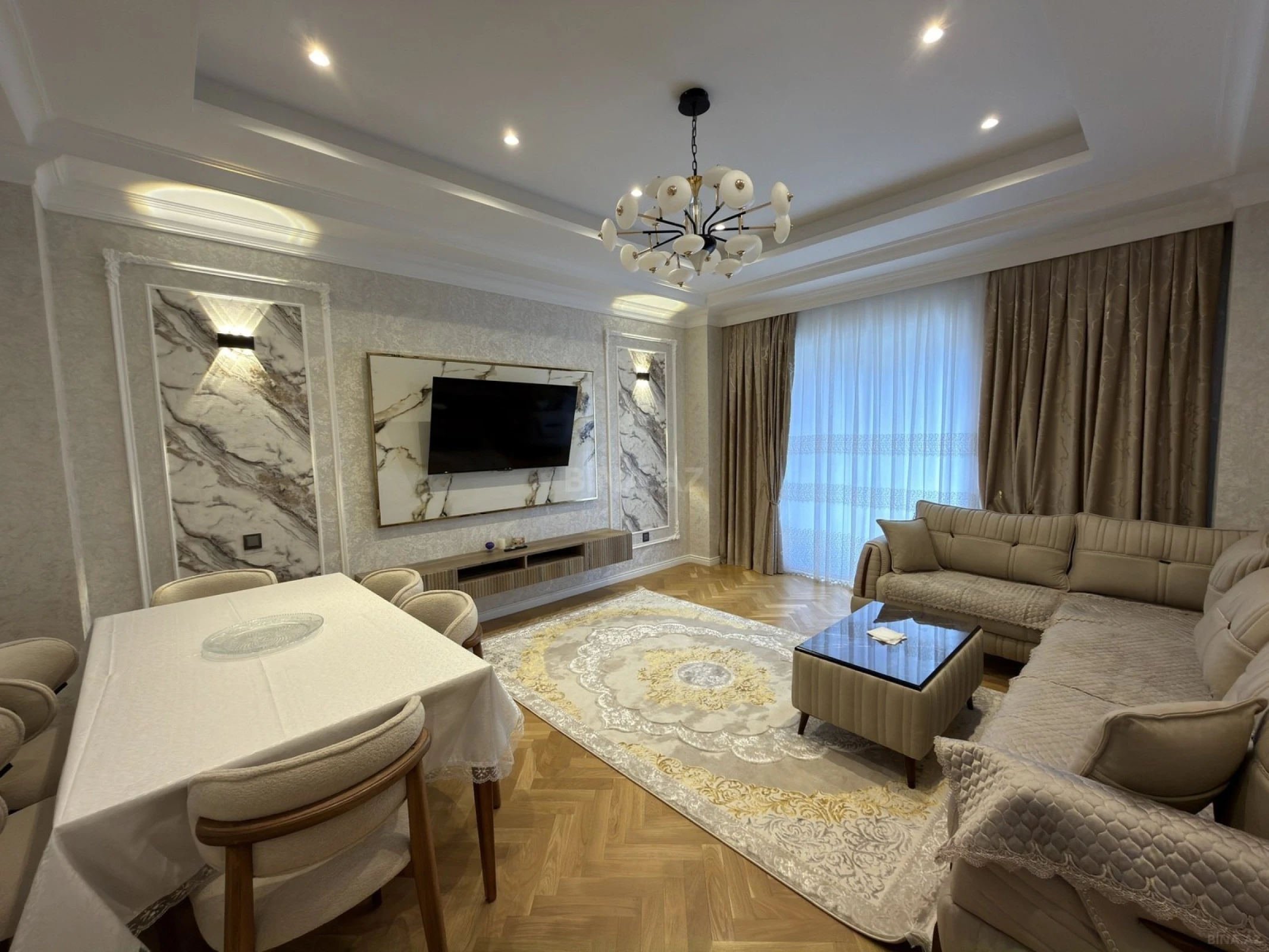 Kirayə verilir 2 otaqlı mənzil 100 m²