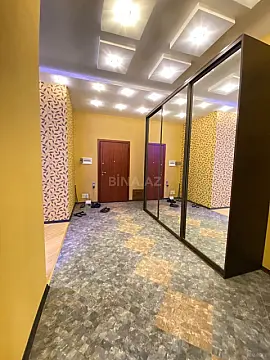 Kirayə verilir 3 otaqlı mənzil 145 m²