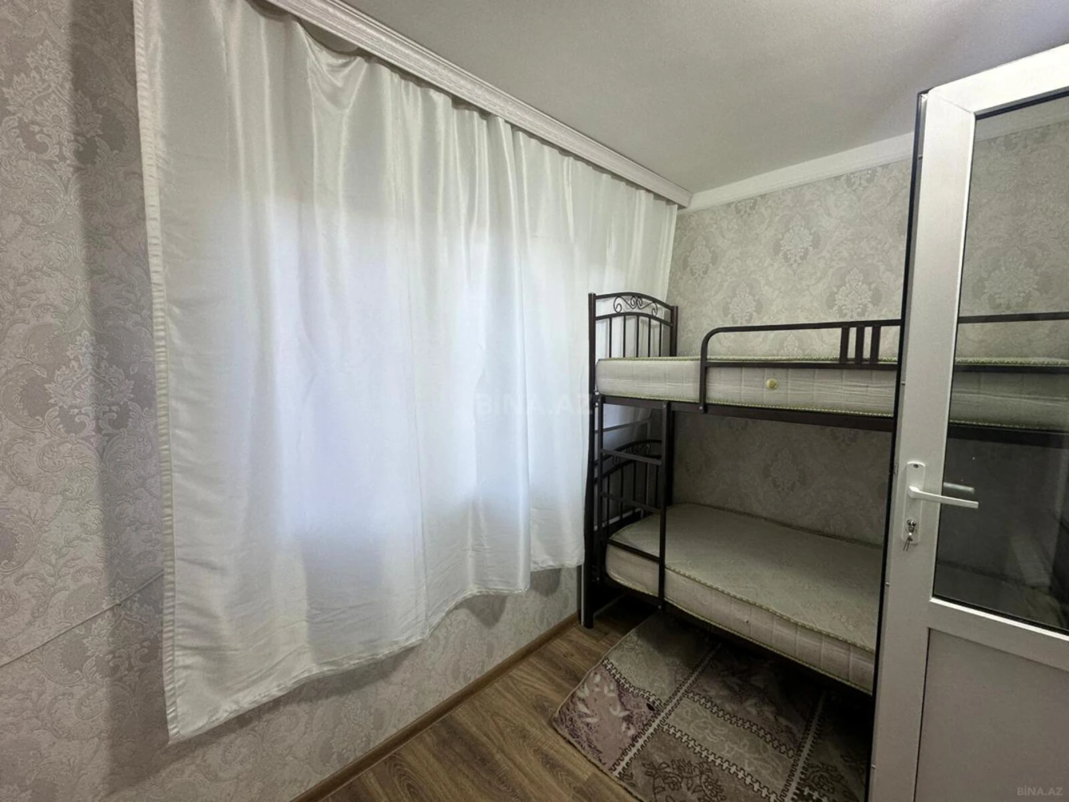 Satılır 2 otaqlı mənzil 55 m²