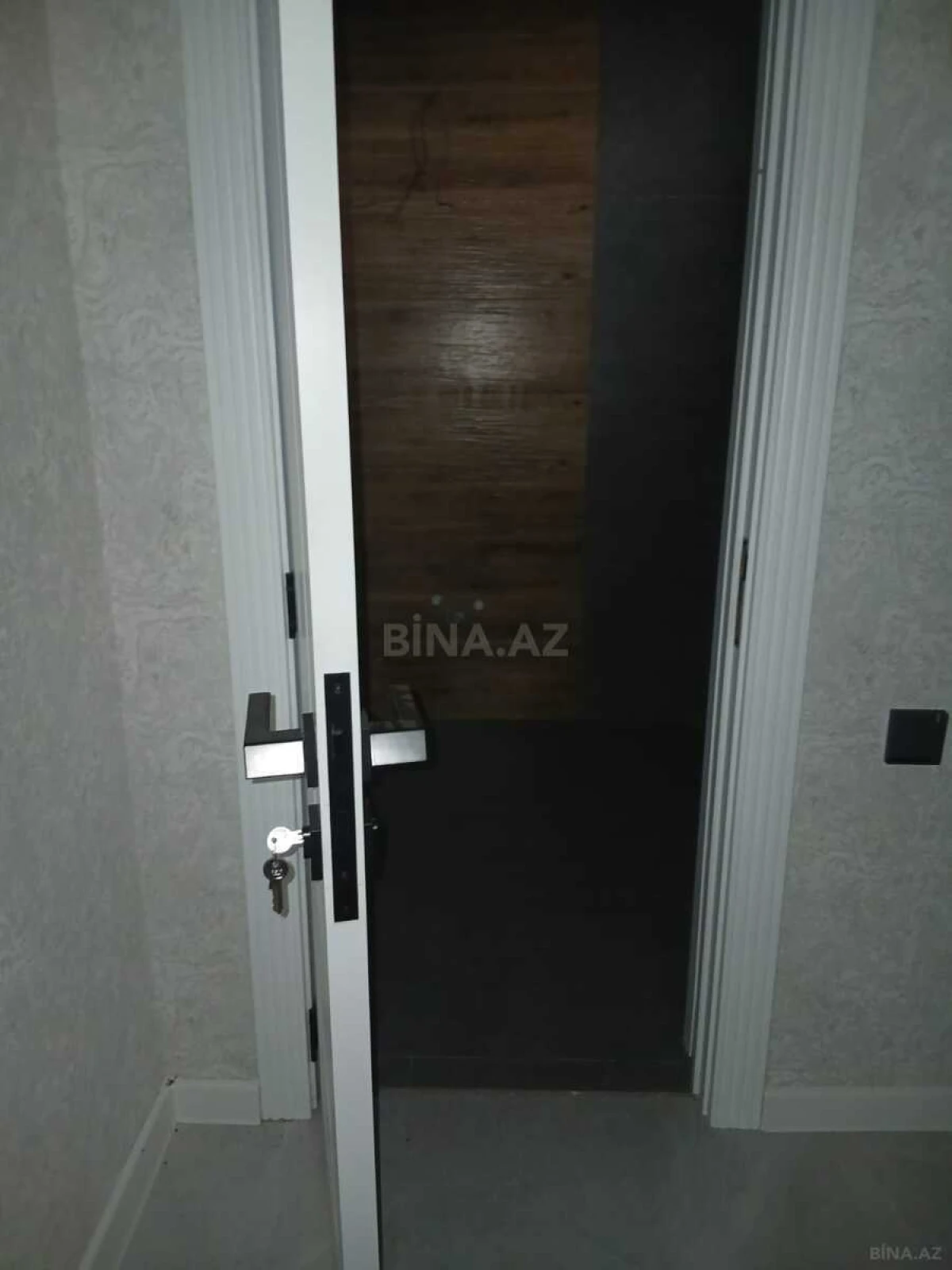 Satılır 5 otaqlı həyət evi 220 m²