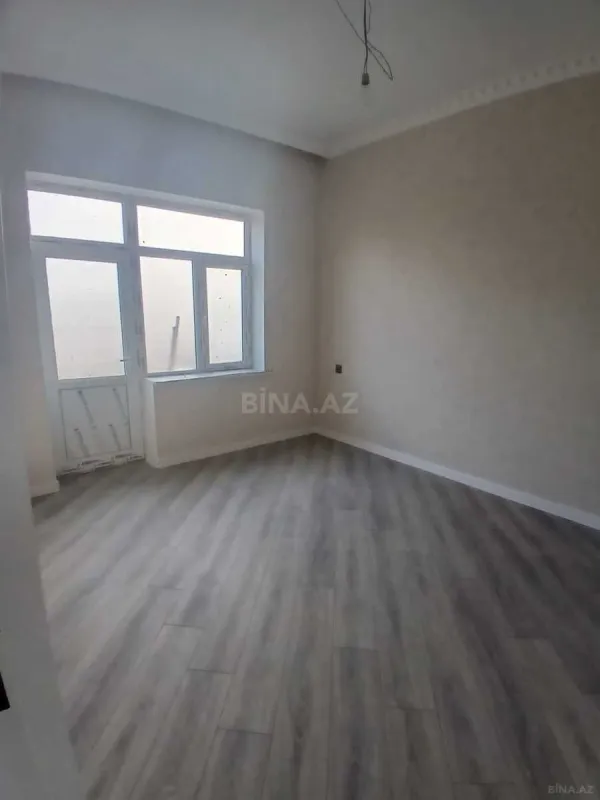 Satılır 5 otaqlı həyət evi 220 m²
