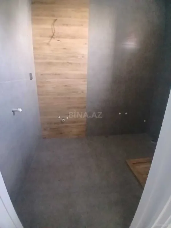 Satılır 5 otaqlı həyət evi 220 m²