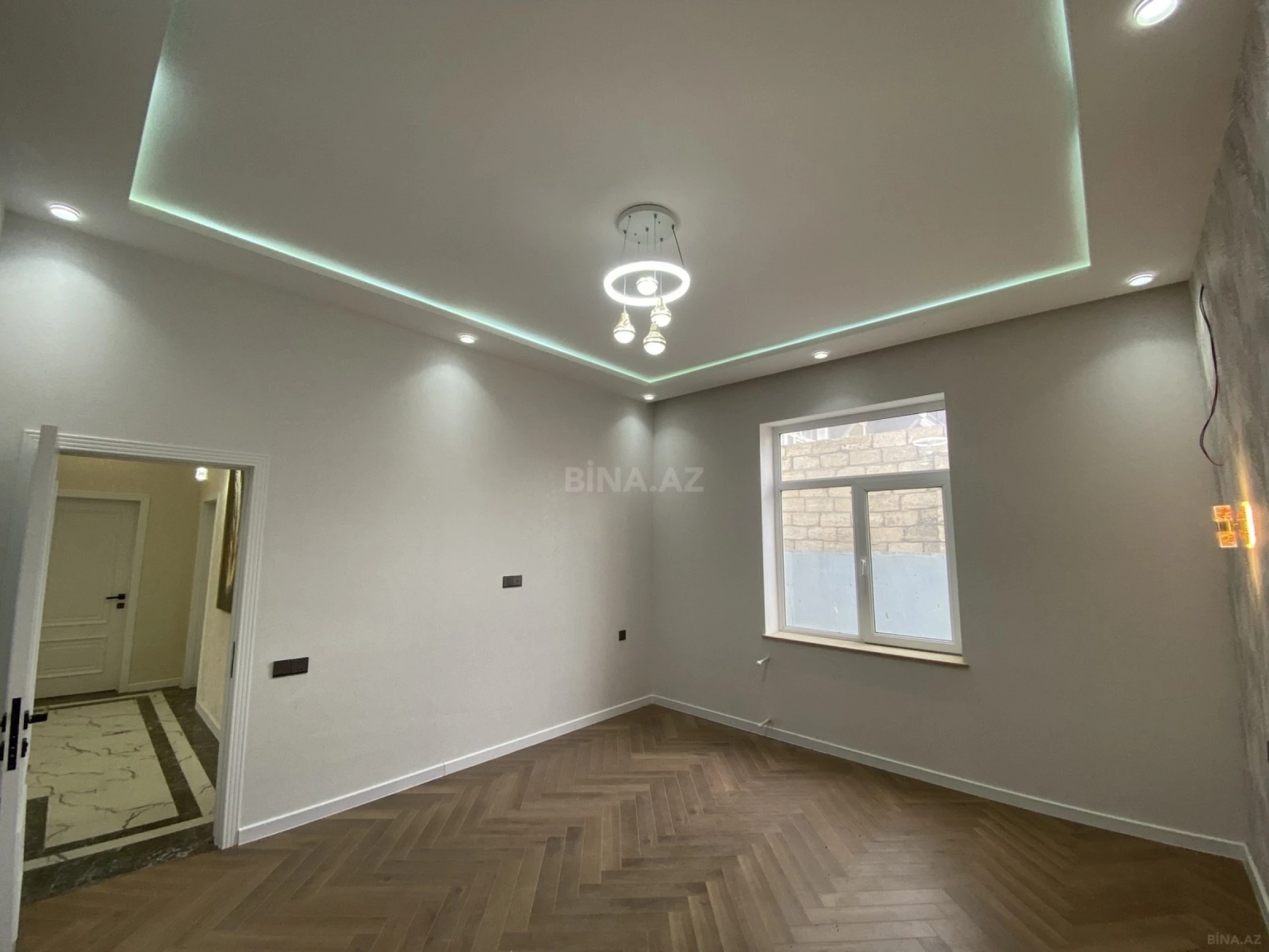 Satılır 4 otaqlı həyət evi 160 m²