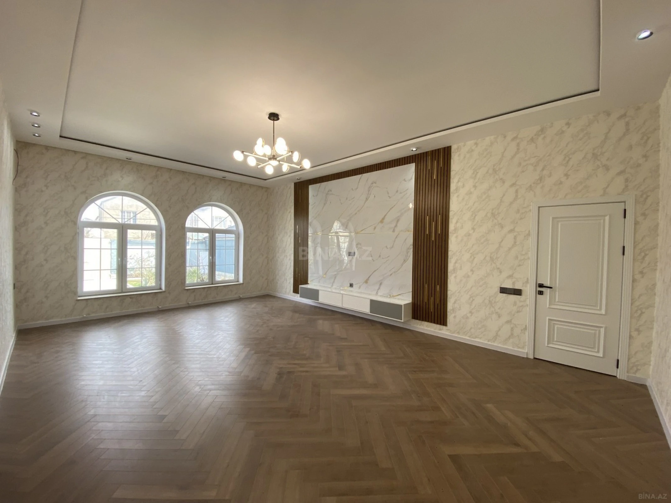 Satılır 4 otaqlı həyət evi 160 m²