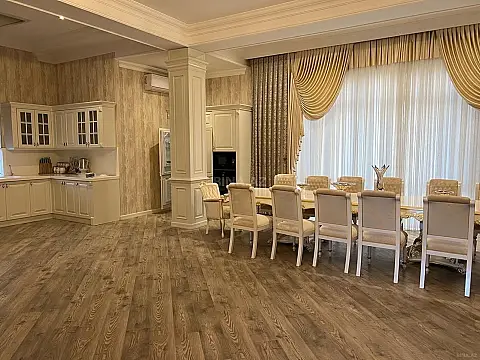 Kirayə verilir 5 otaqlı həyət evi 400 m²