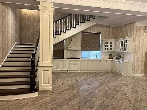 Kirayə verilir 5 otaqlı həyət evi 400 m²