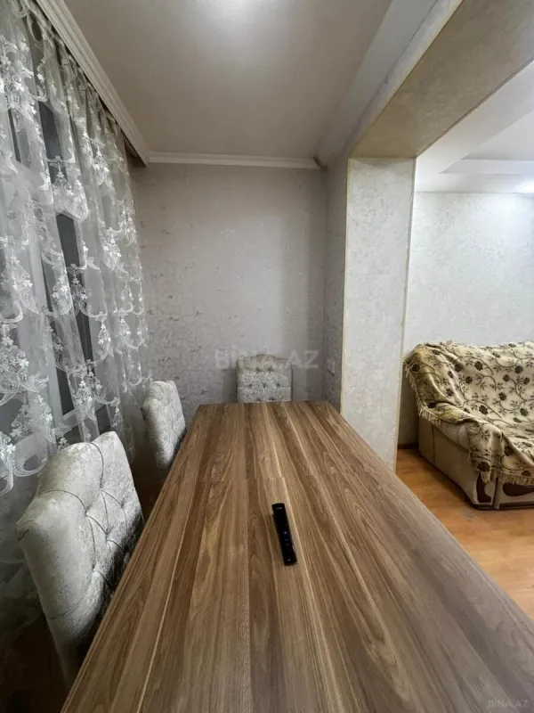 Satılır 2 otaqlı mənzil 105 m²