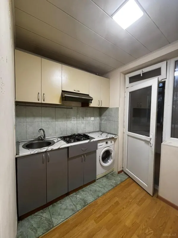Satılır 2 otaqlı mənzil 105 m²