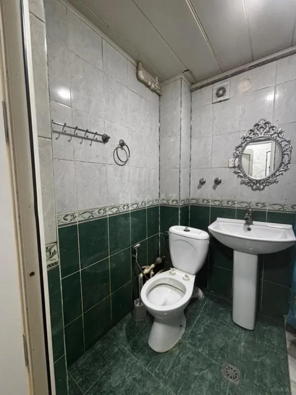 Satılır 2 otaqlı mənzil 105 m²