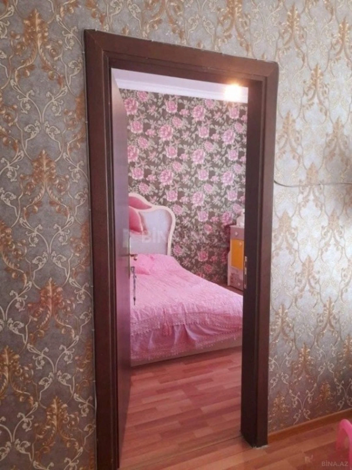 Satılır 3 otaqlı mənzil 82 m²