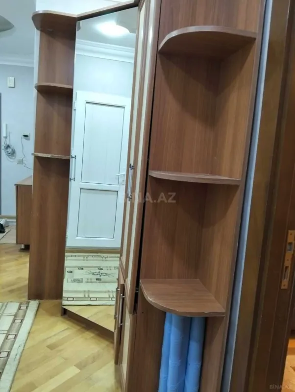 Kirayə verilir 2 otaqlı mənzil 70 m²