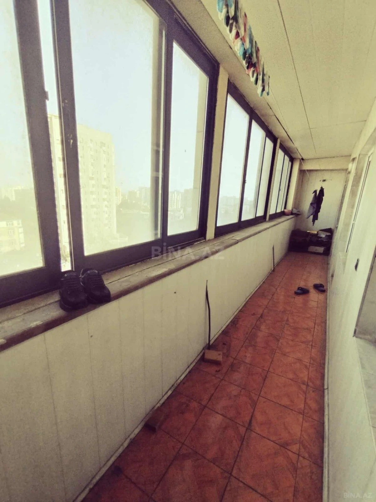 Satılır 4 otaqlı mənzil 135 m²