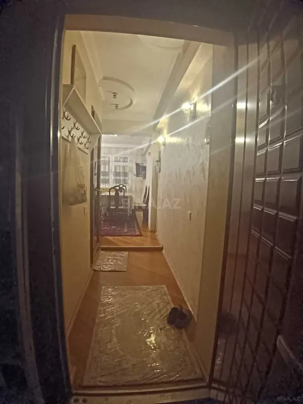 Kirayə verilir 2 otaqlı mənzil 70 m²