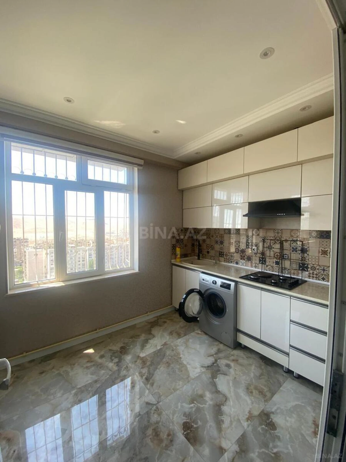 Kirayə verilir 3 otaqlı mənzil 70 m²