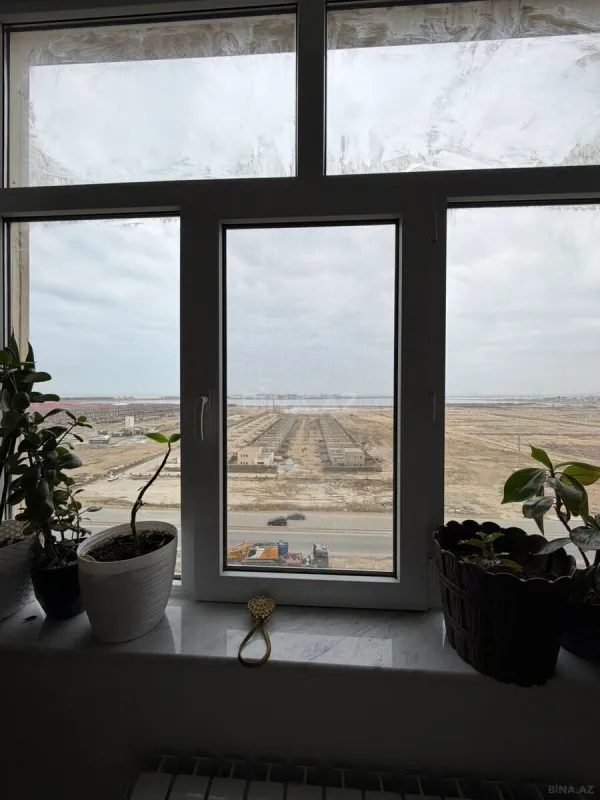 Satılır 2 otaqlı mənzil 58 m²