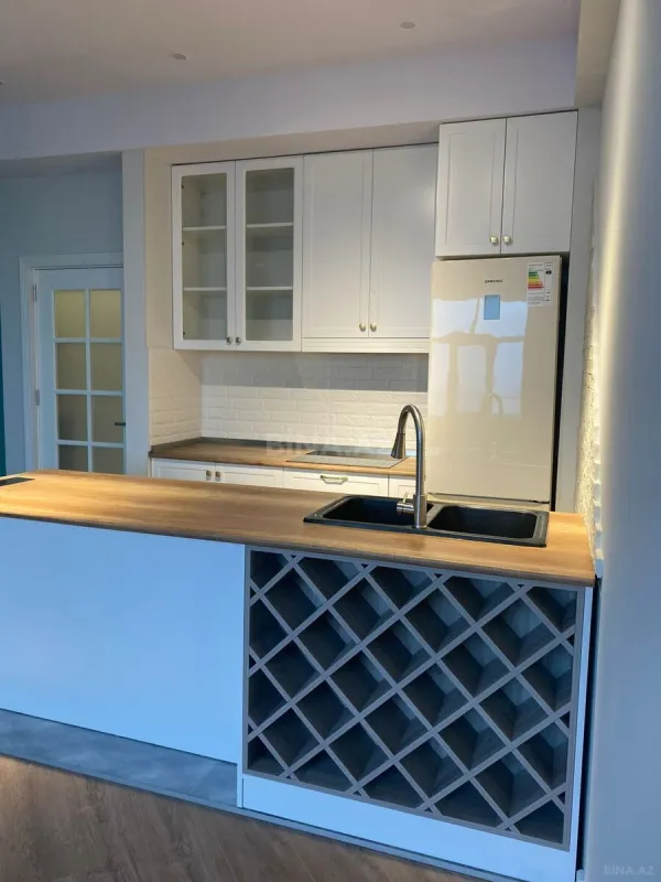 Satılır 2 otaqlı mənzil 58 m²