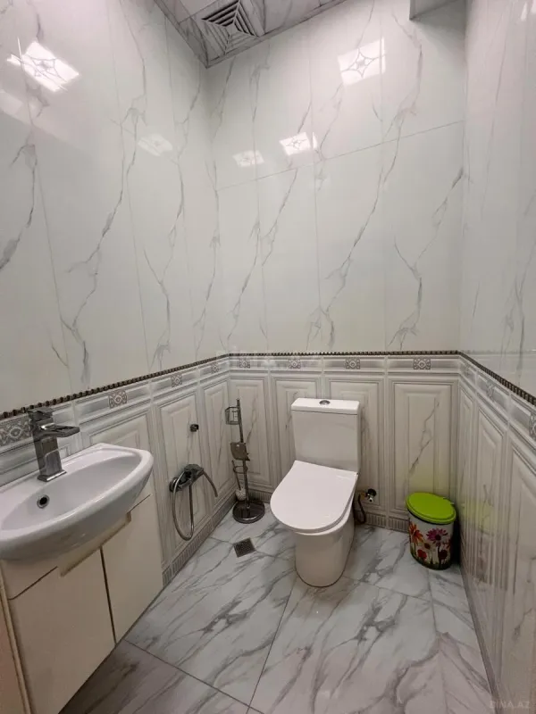 Satılır 3 otaqlı mənzil 111 m²