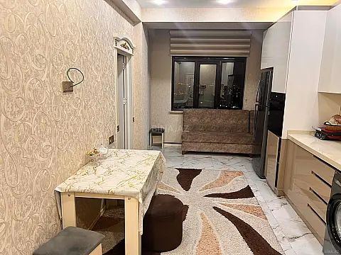 Satılır 3 otaqlı mənzil 111 m²