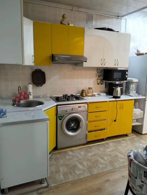 Satılır 3 otaqlı mənzil 70 m²