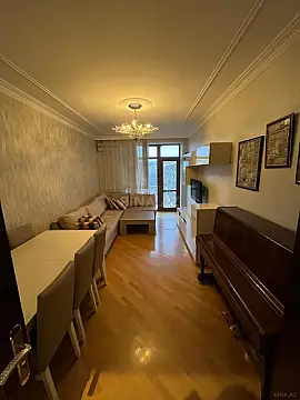 Satılır 2 otaqlı mənzil 60 m²