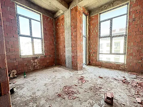 Satılır 2 otaqlı mənzil 99.6 m²