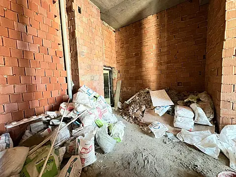 Satılır 2 otaqlı mənzil 99.6 m²