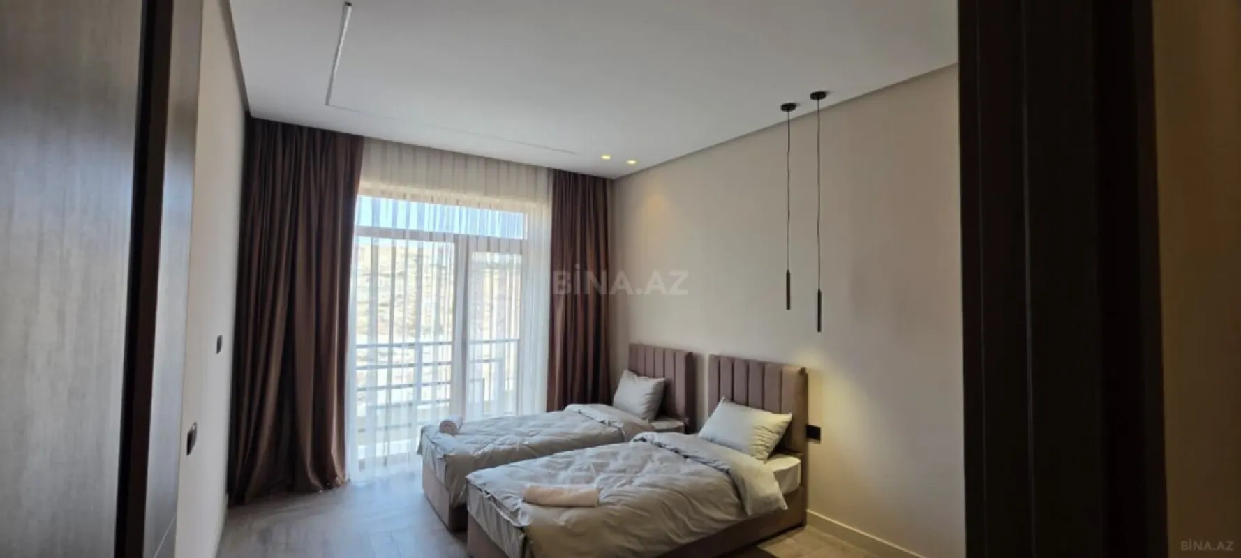 Kirayə verilir 3 otaqlı mənzil 158 m²