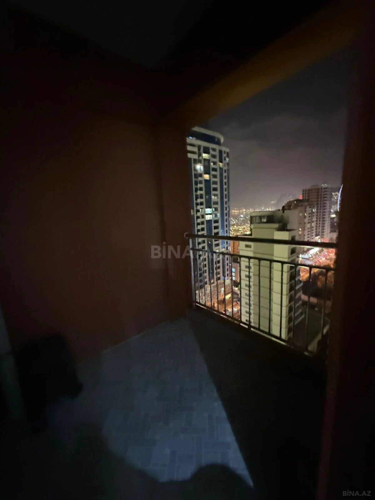 Kirayə verilir 2 otaqlı mənzil 70 m²