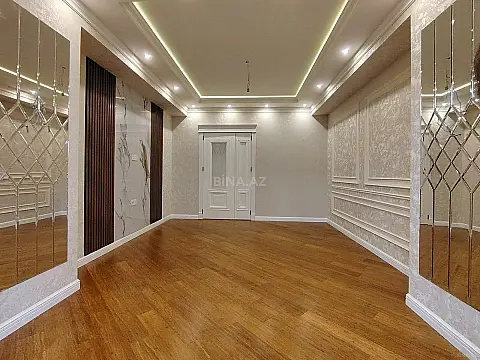 Satılır 4 otaqlı mənzil 143 m²