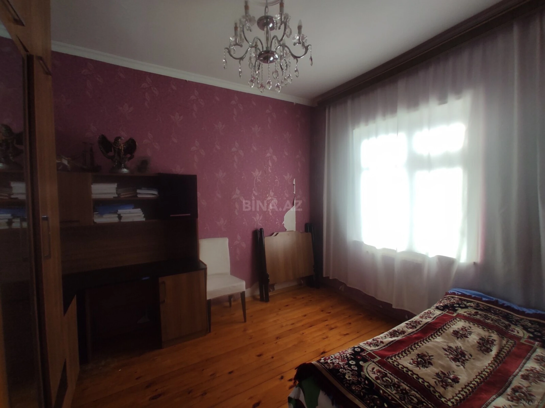 Satılır 8 otaqlı həyət evi 150 m²