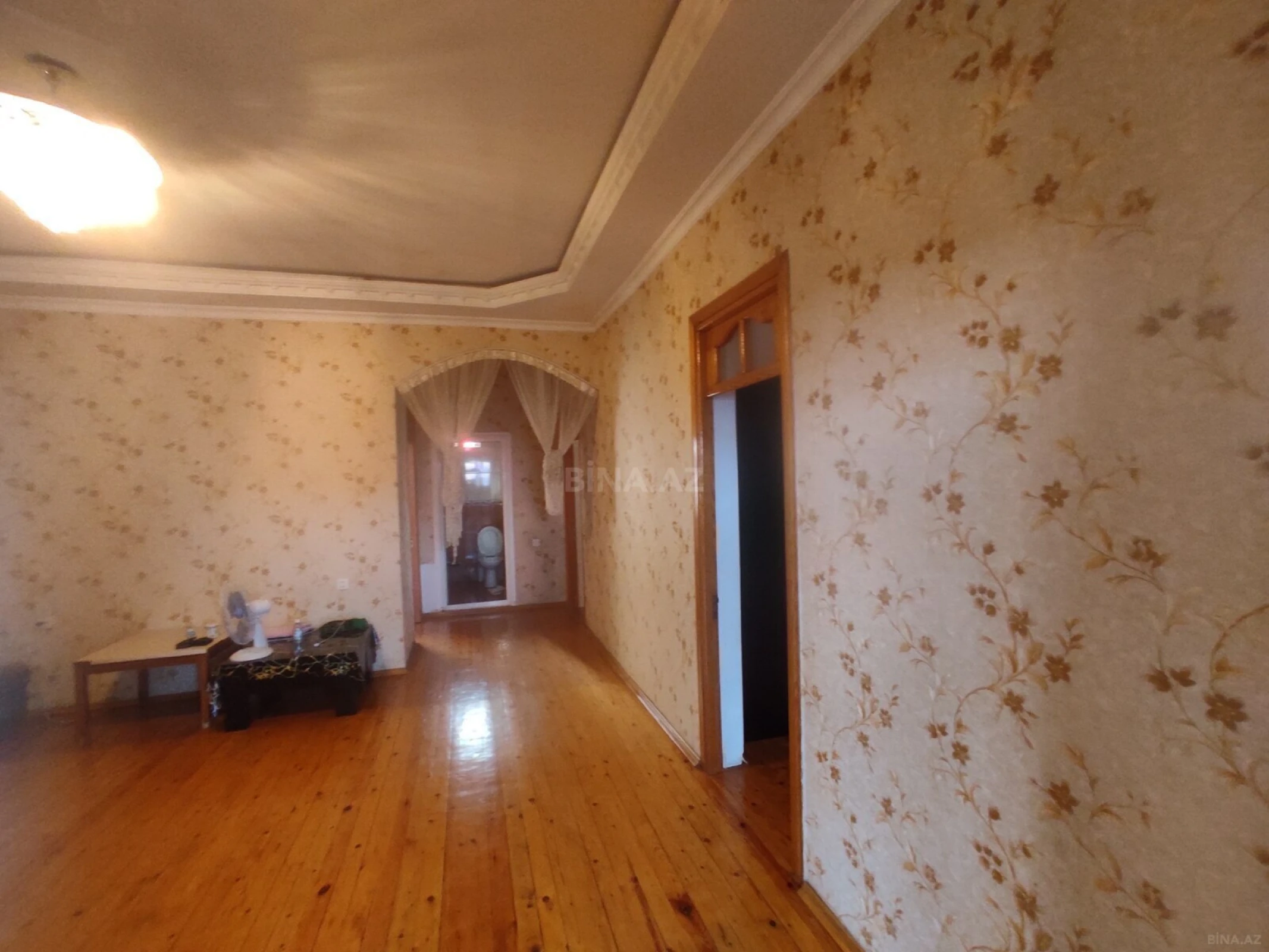 Satılır 8 otaqlı həyət evi 150 m²